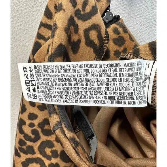 Forever 21 Women’s Size Medium Animal Leopard Print Side Zip Soft Pants - Picture 8 of 9